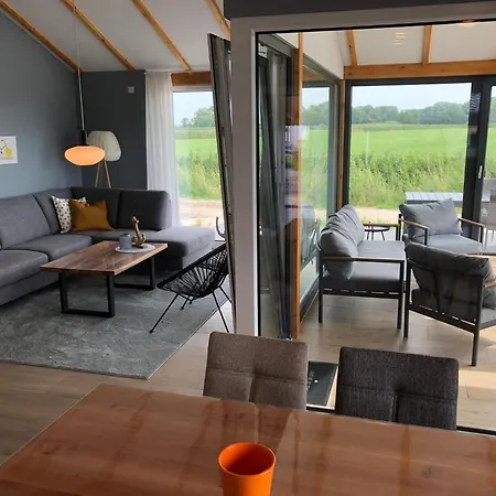G15 Haus Mit Whirlwanne Direkt An Der Nordseekues By Interhome Сasa de vacaciones