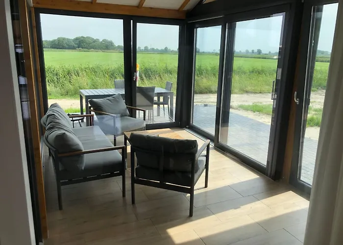 G15 Haus Mit Whirlwanne Direkt An Der Nordseekues By Interhome