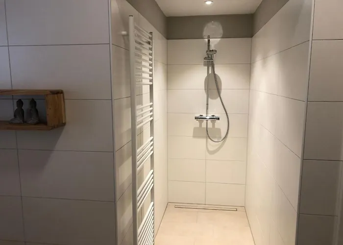 G15 Haus Mit Whirlwanne Direkt An Der Nordseekues By Interhome Butjadingen